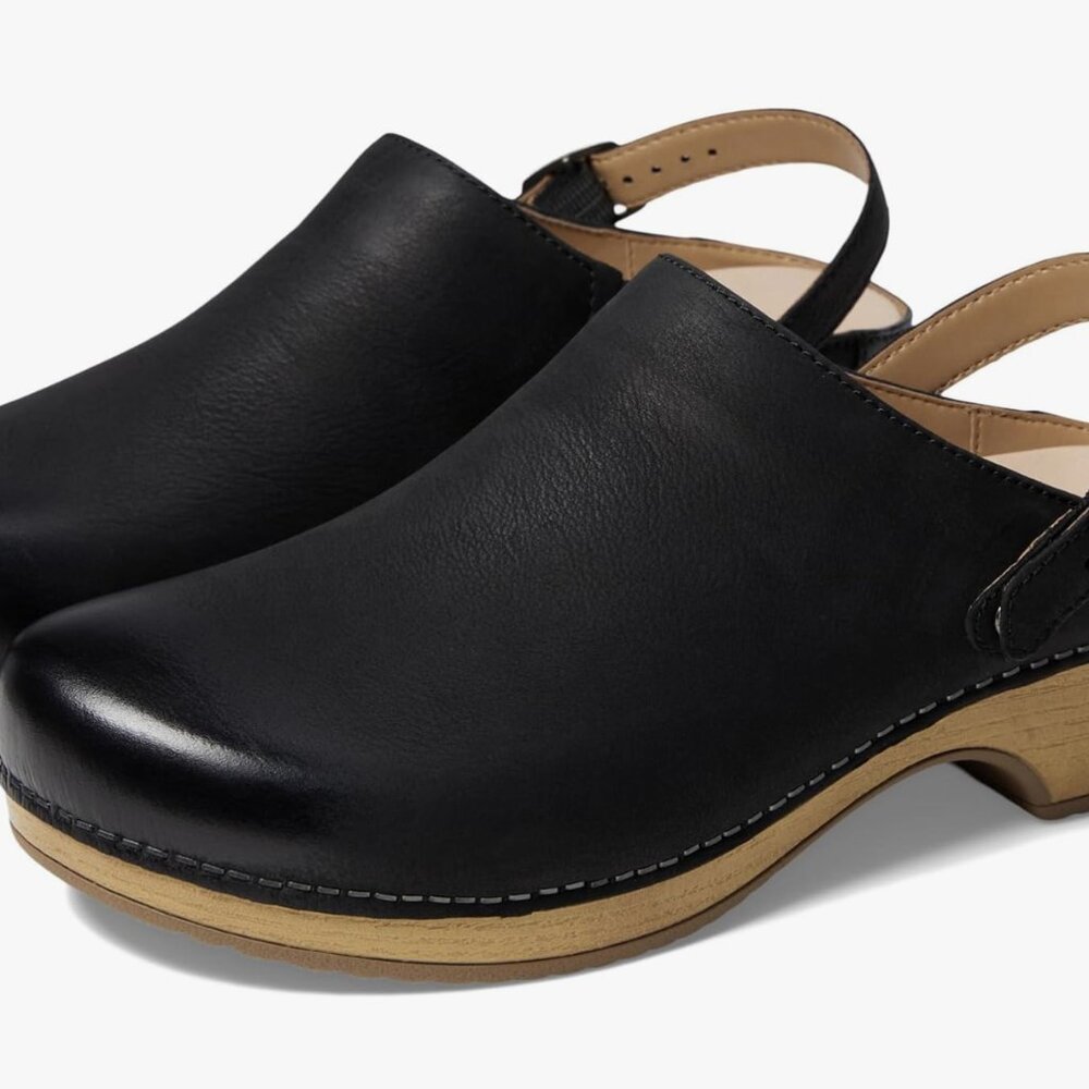 Dansko Berry clog mules size 41 / 10